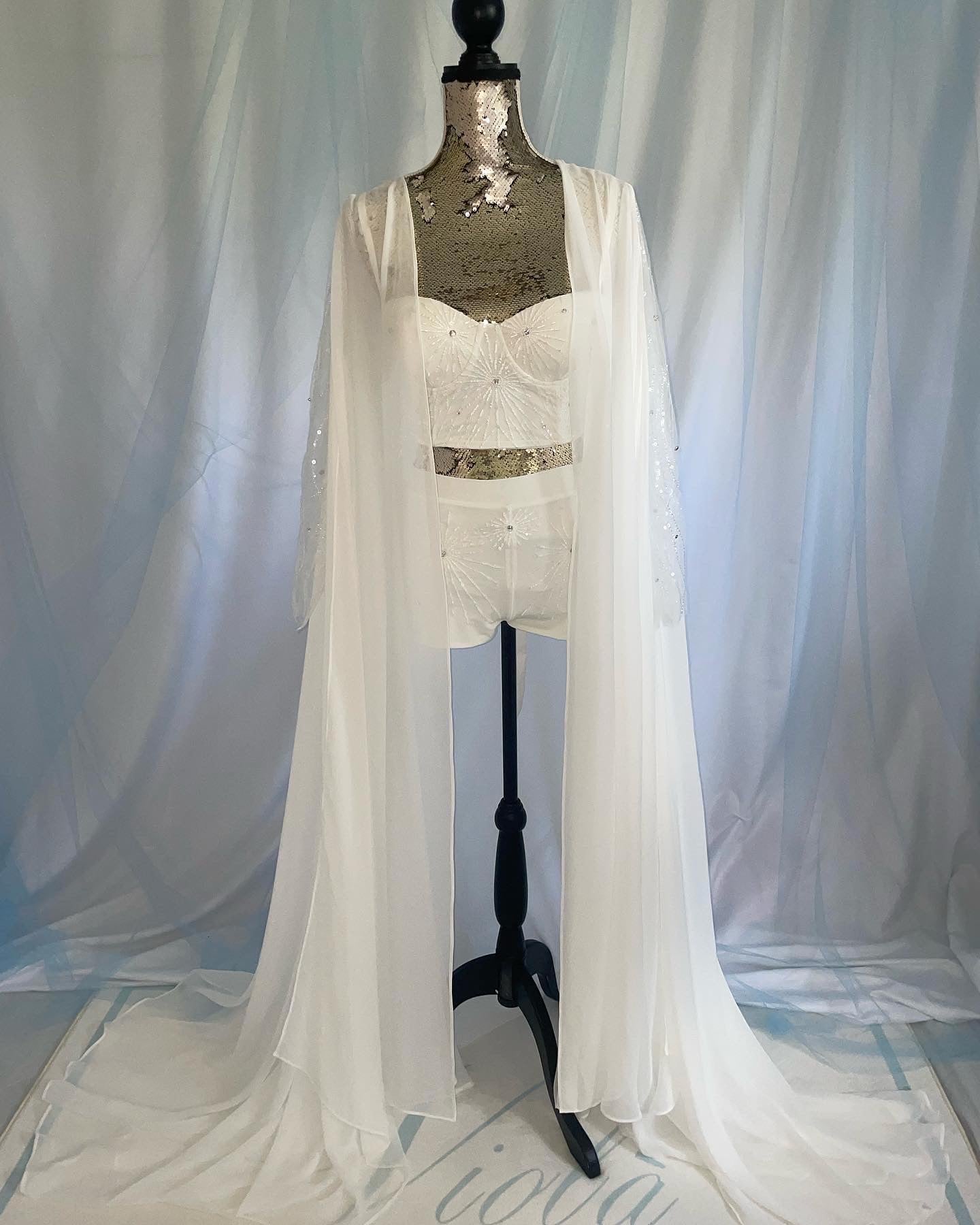 Tulle Sprakle Gown