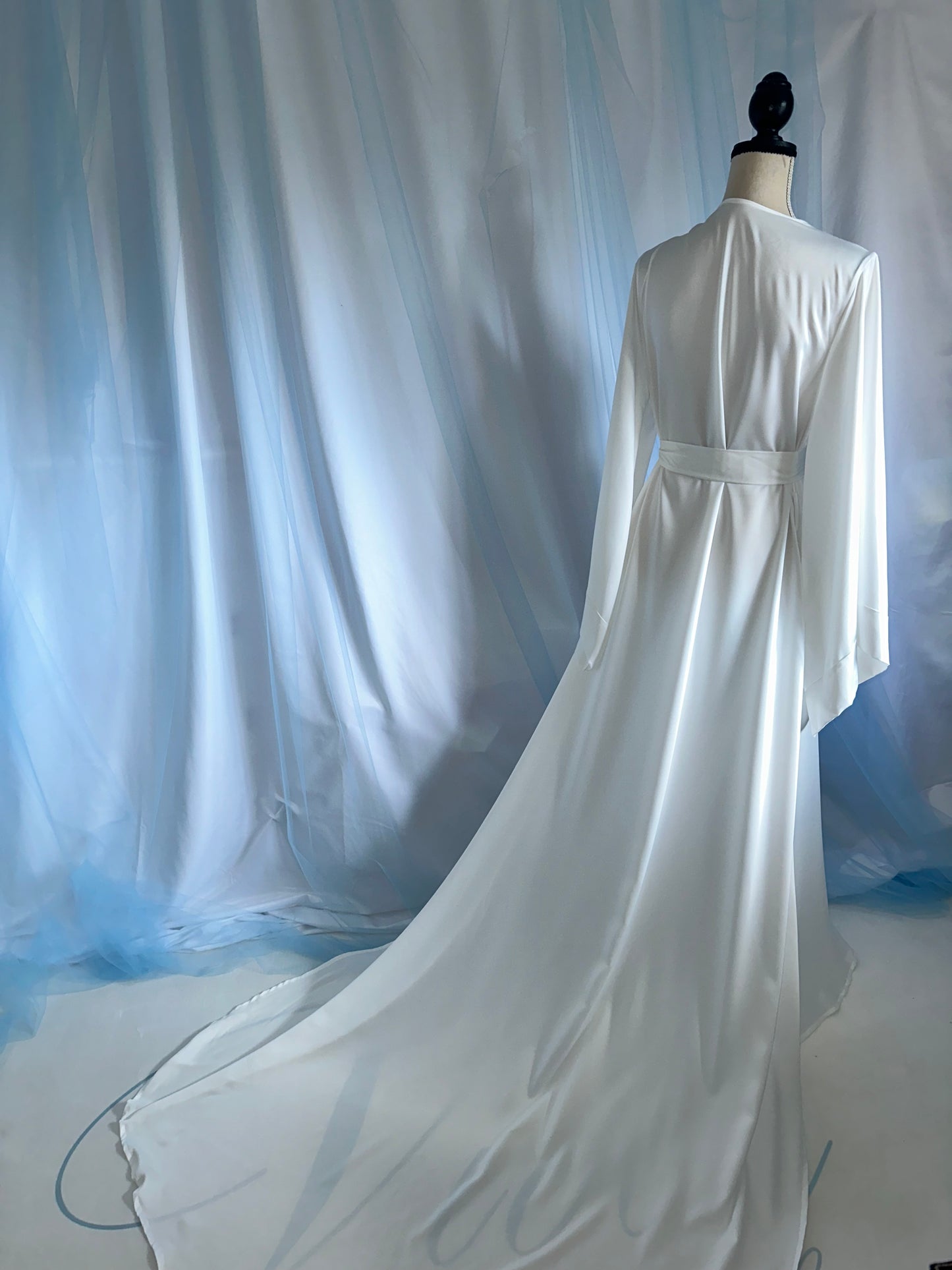 Cotton blend long train gown