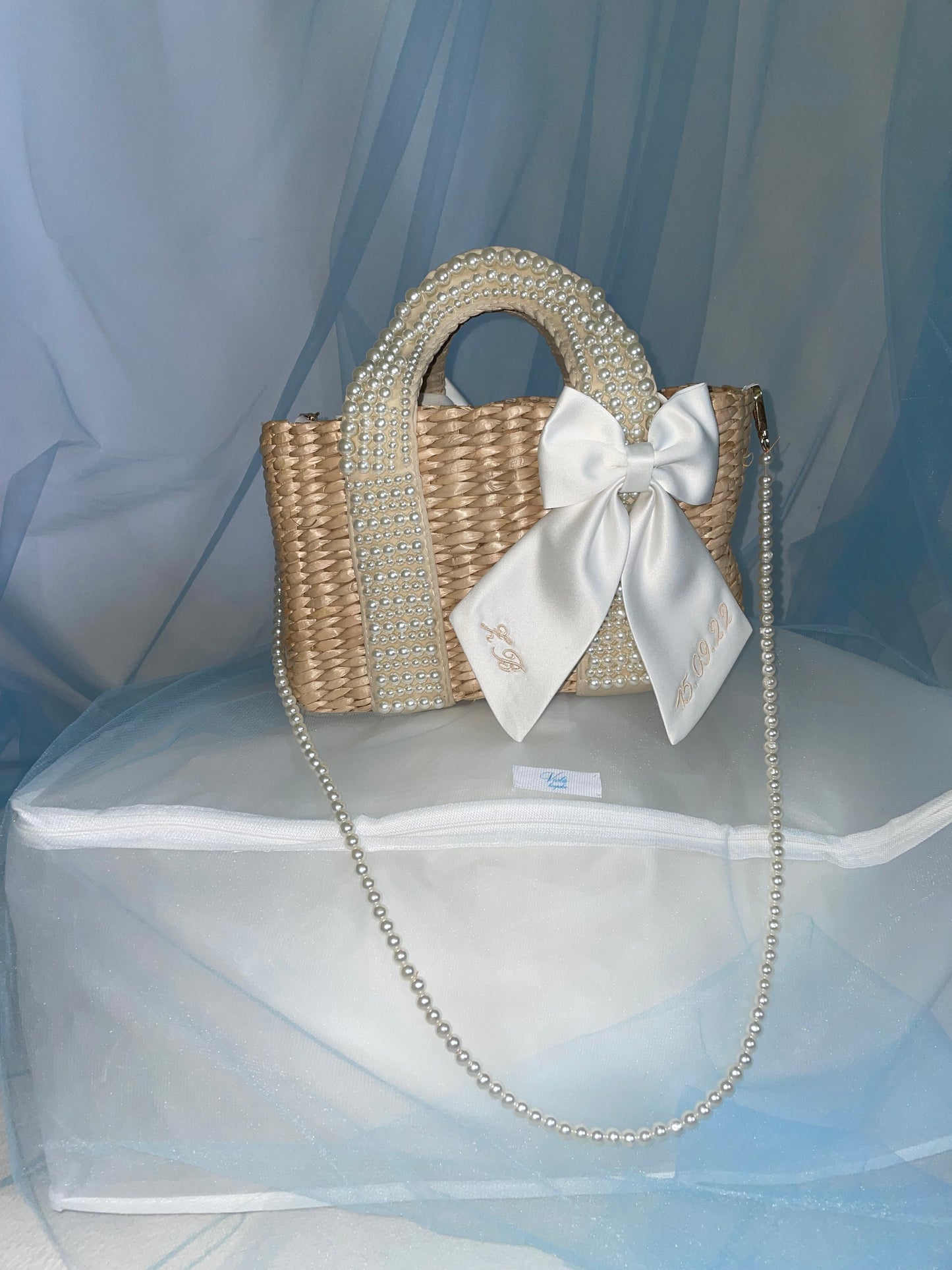 Wicker Bag & Bow