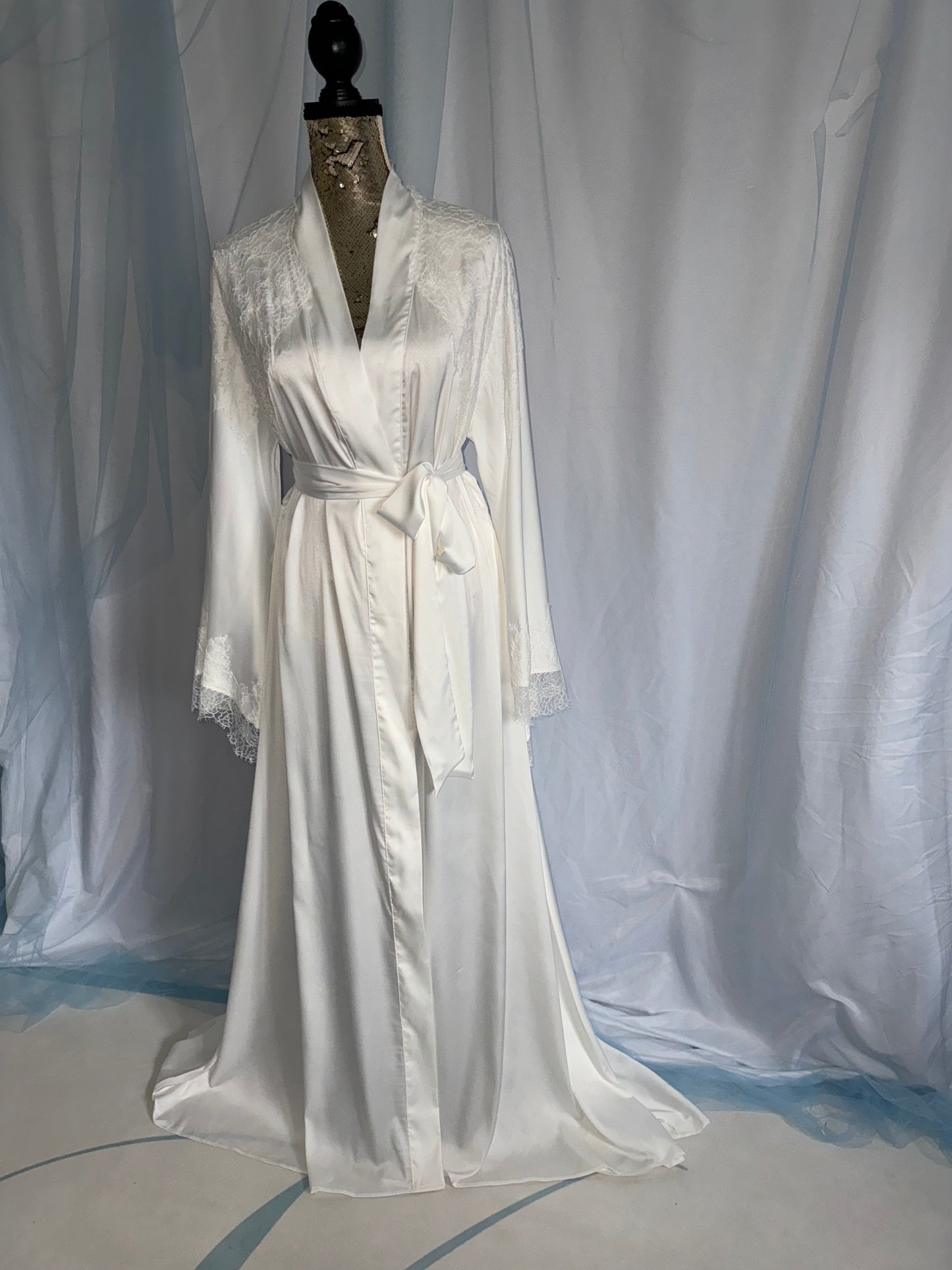 Chantilly Lace Pure Silk Gown