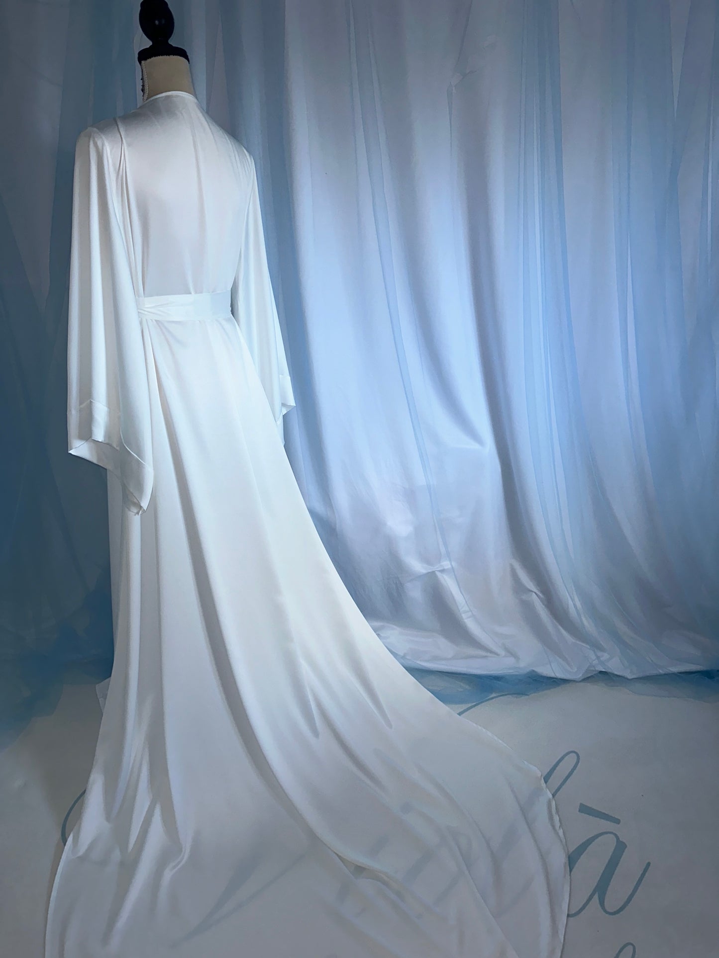 Cotton blend long train gown