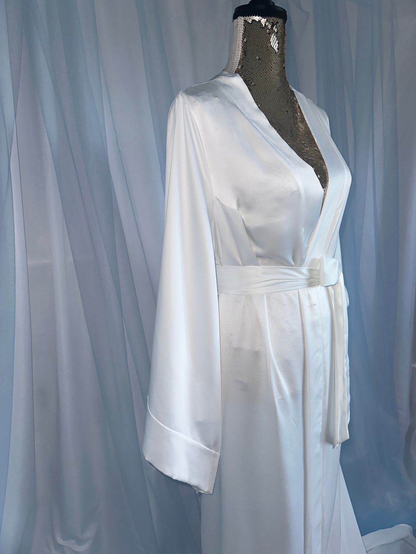 Cotton blend long train gown
