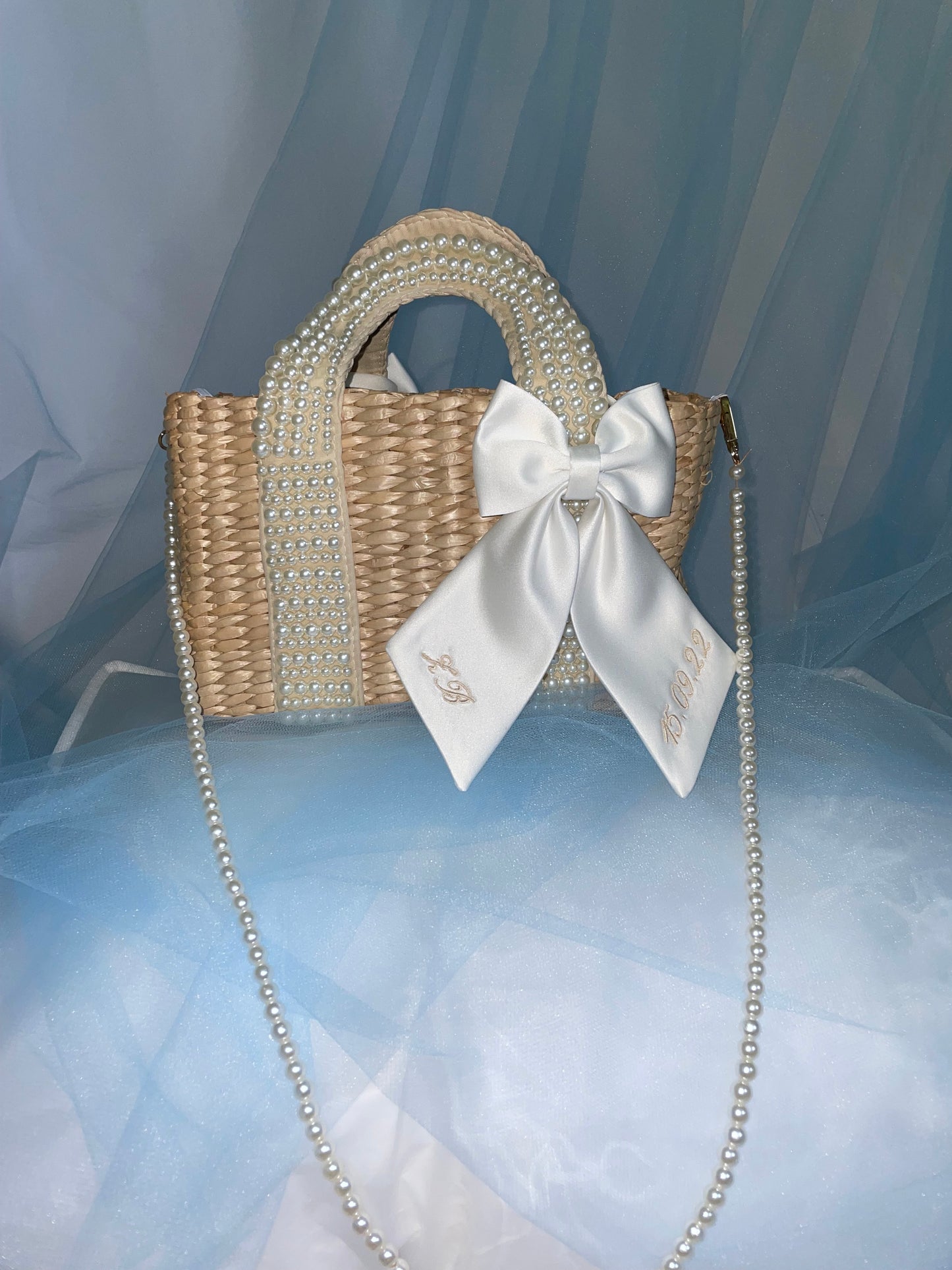 Wicker Bag & Bow