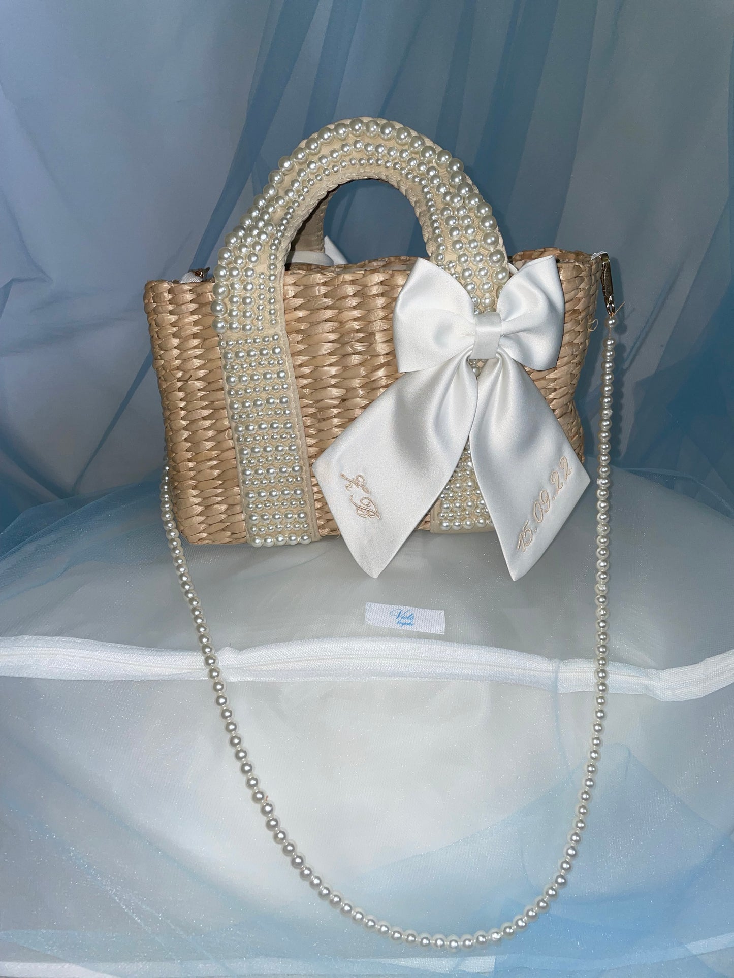 Wicker Bag & Bow