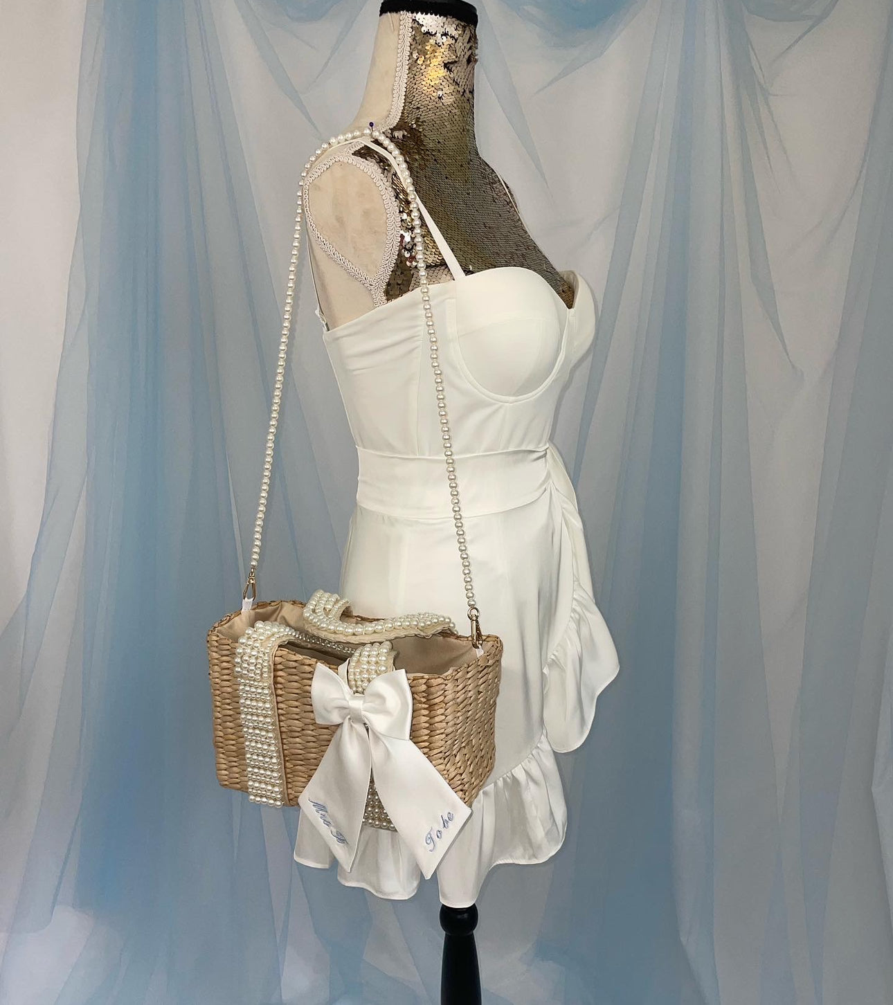 Embroidered short wrap