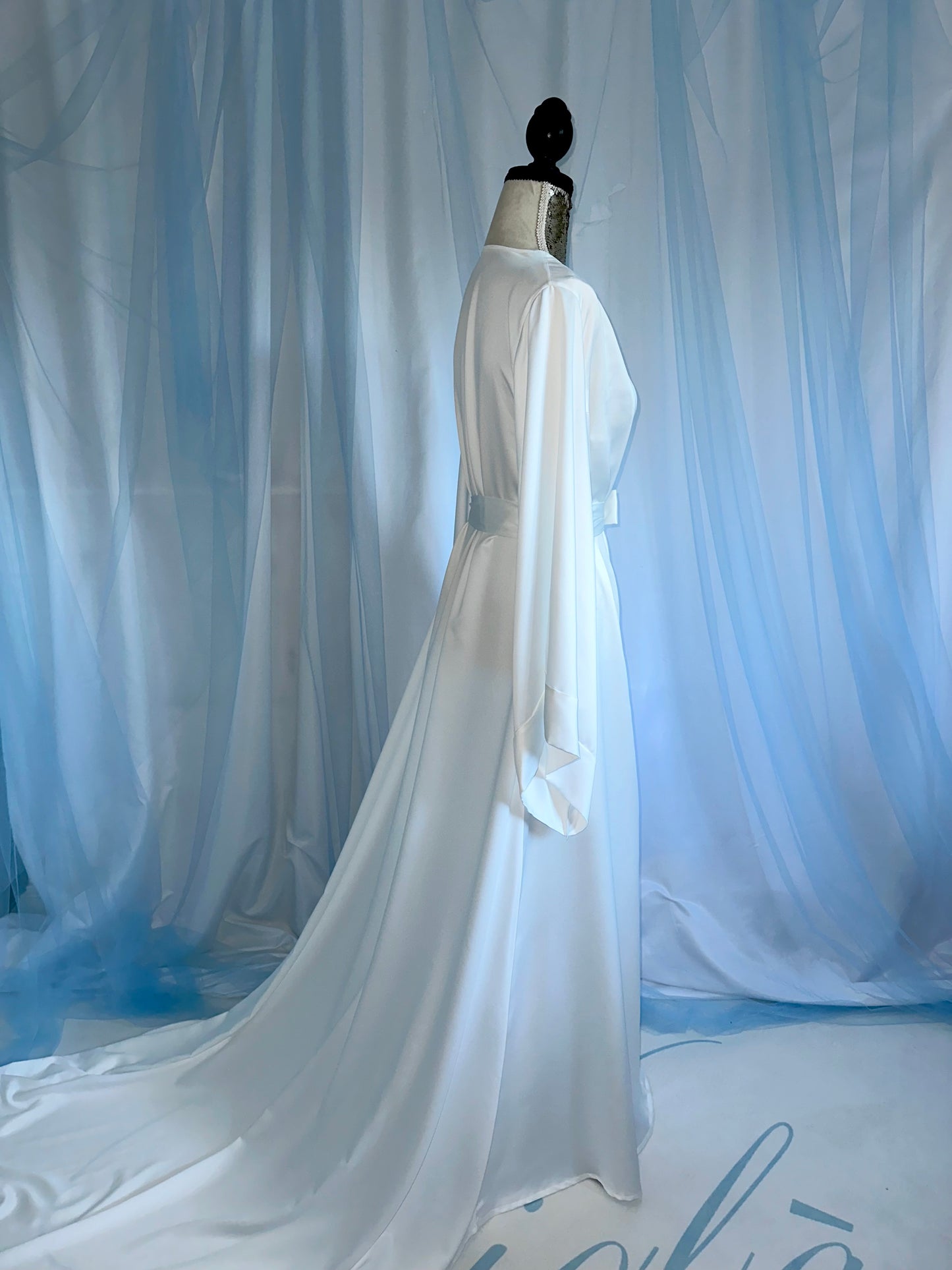 Cotton blend long train gown