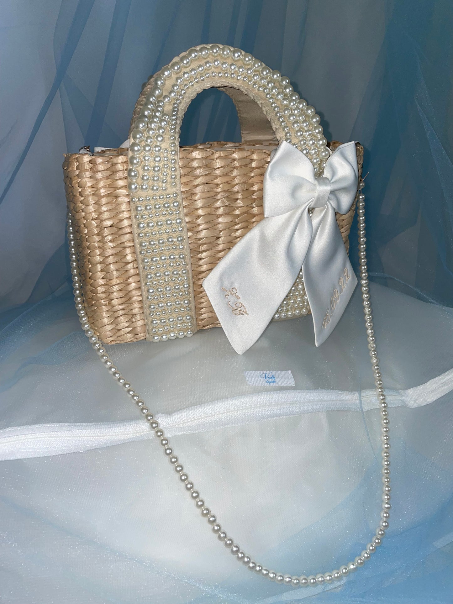 Wicker Bag & Bow