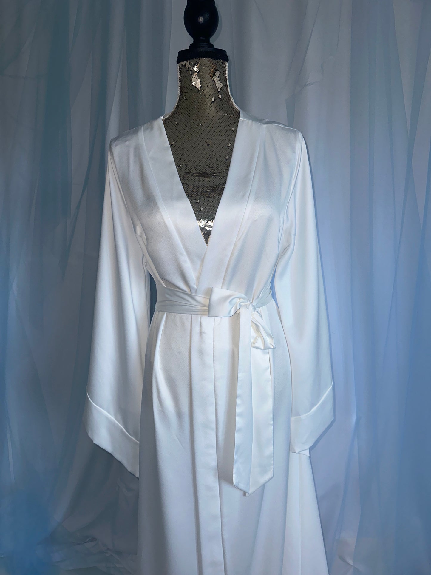Cotton blend long train gown
