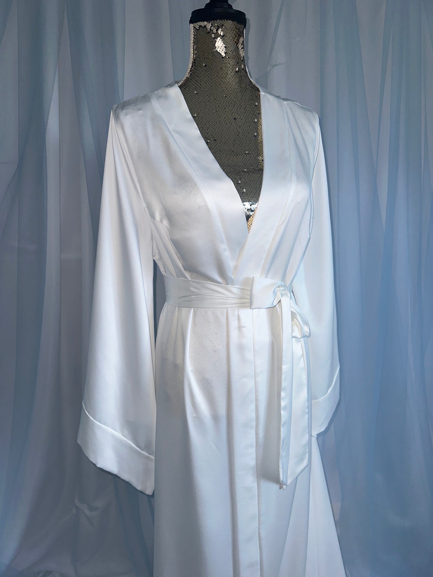 Cotton blend long train gown