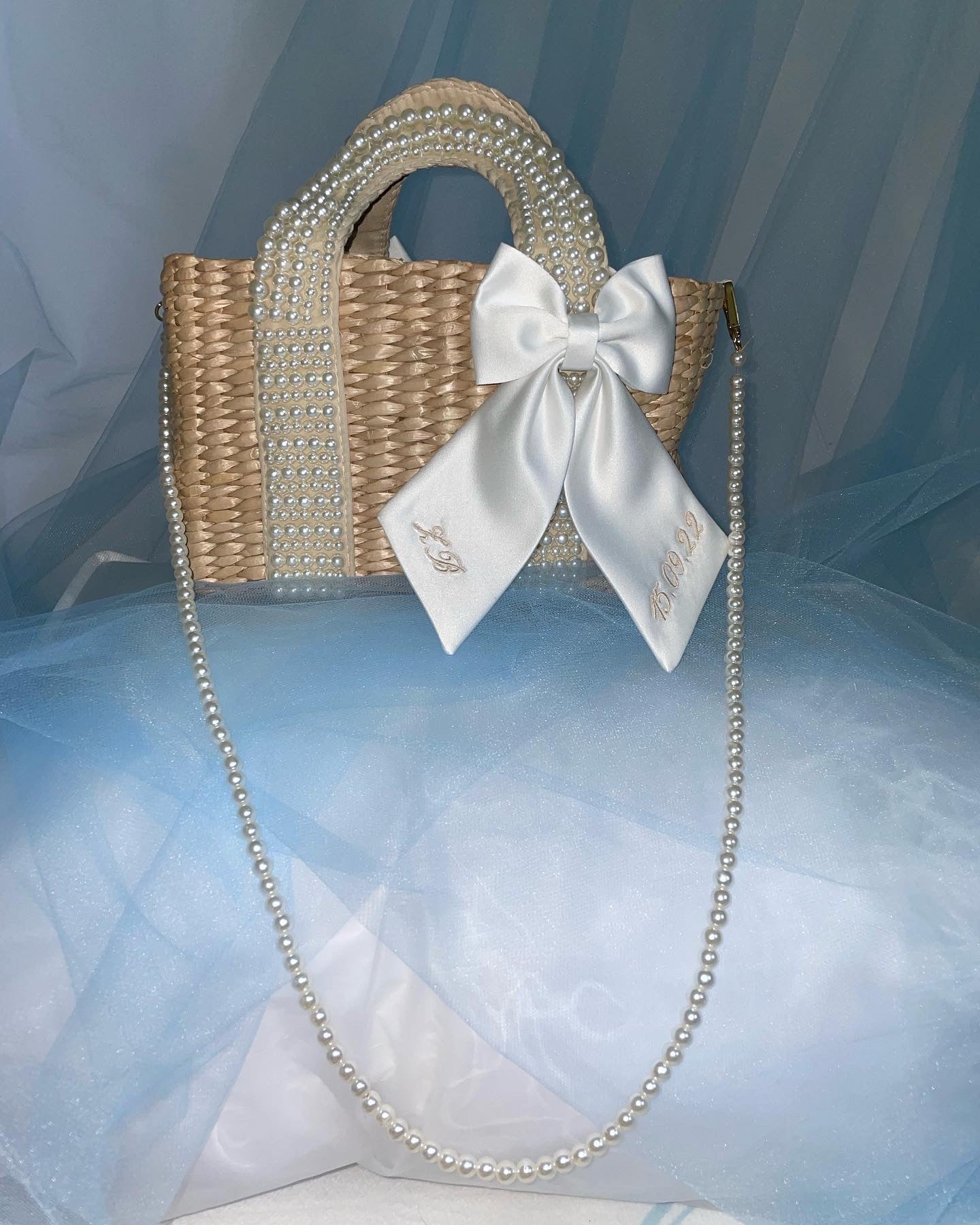 Wicker Bag & Bow